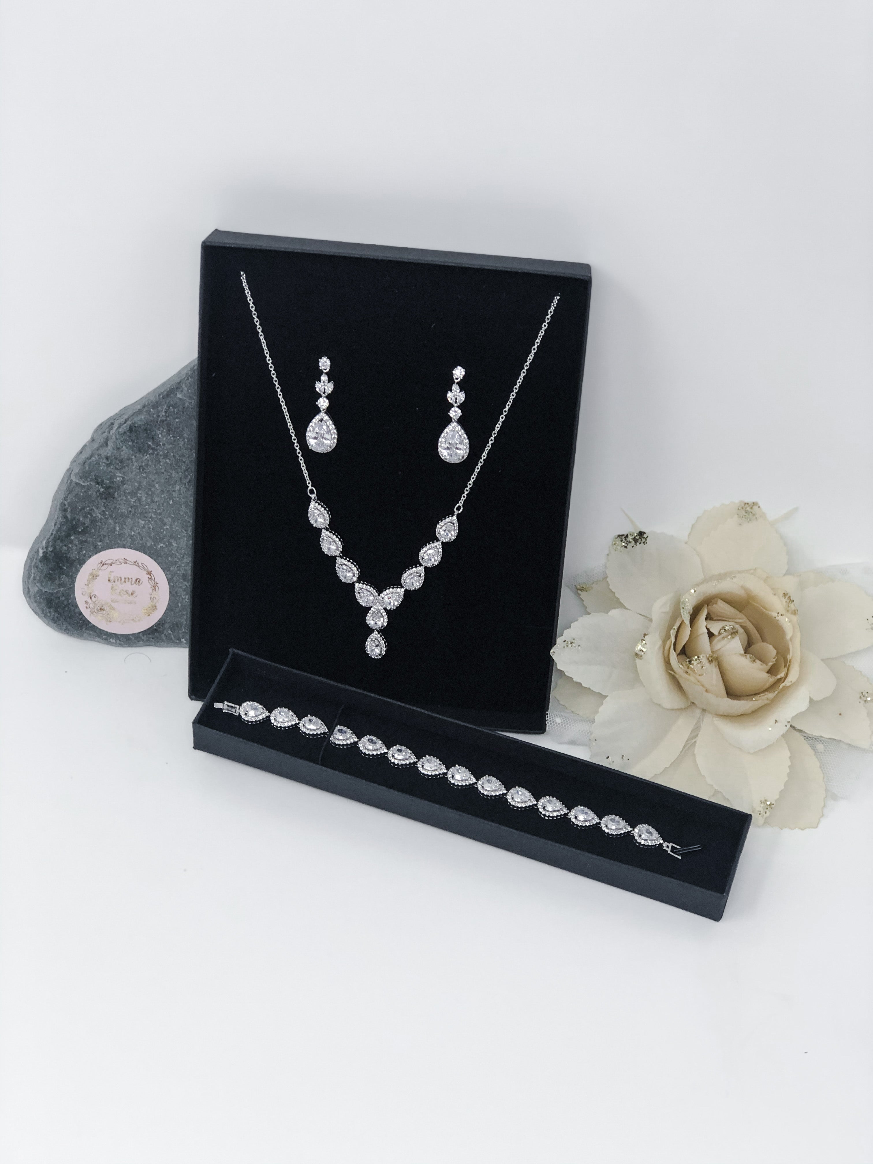 Teardrop Large Halo Sparkly Jewellery Set