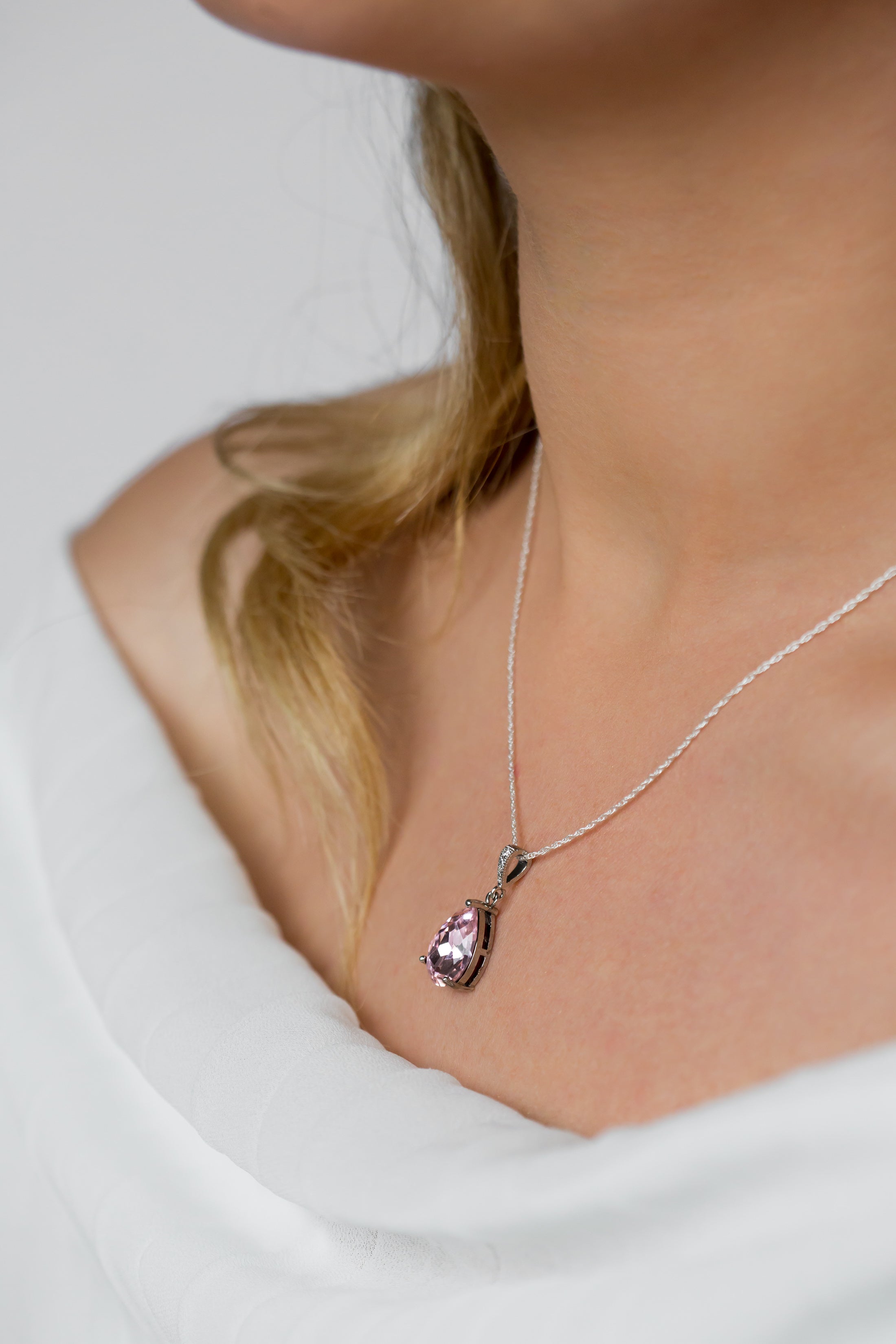 Dusky Blush Teardrop Bridal Jewellery Set
