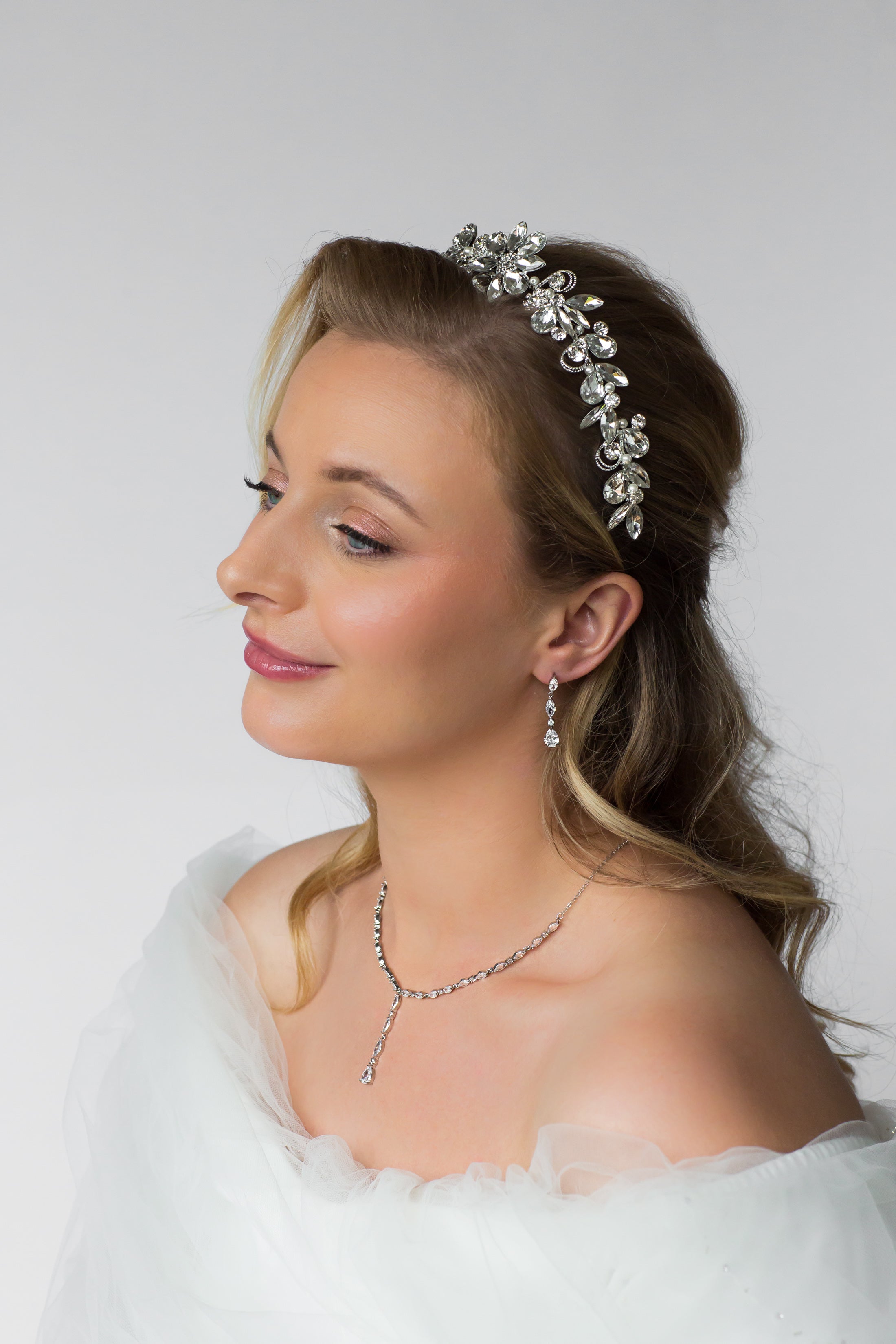 Delicate Statement Crystal Bridal Jewellery Set