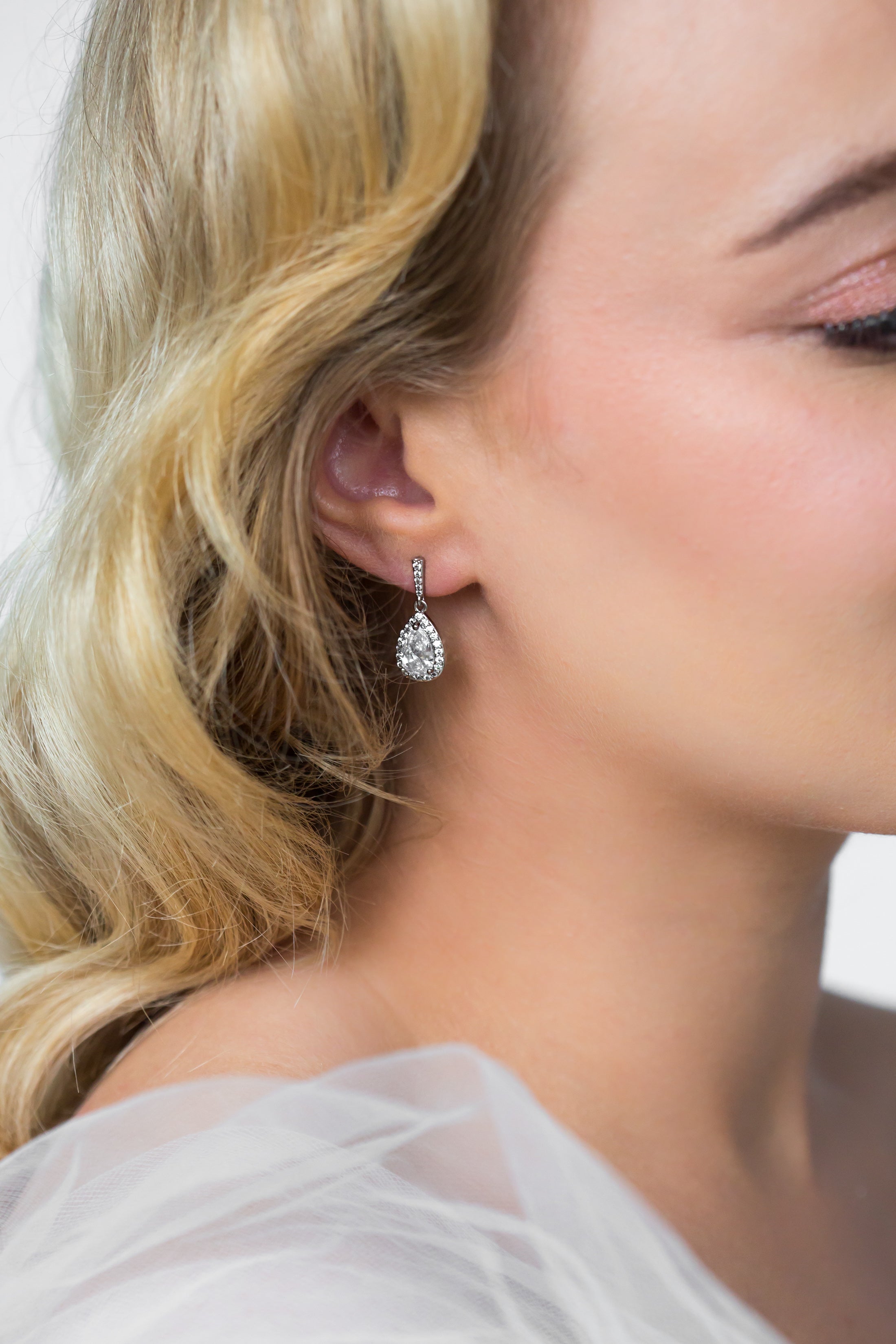 Crystal Teardrop Bridal Jewellery Set