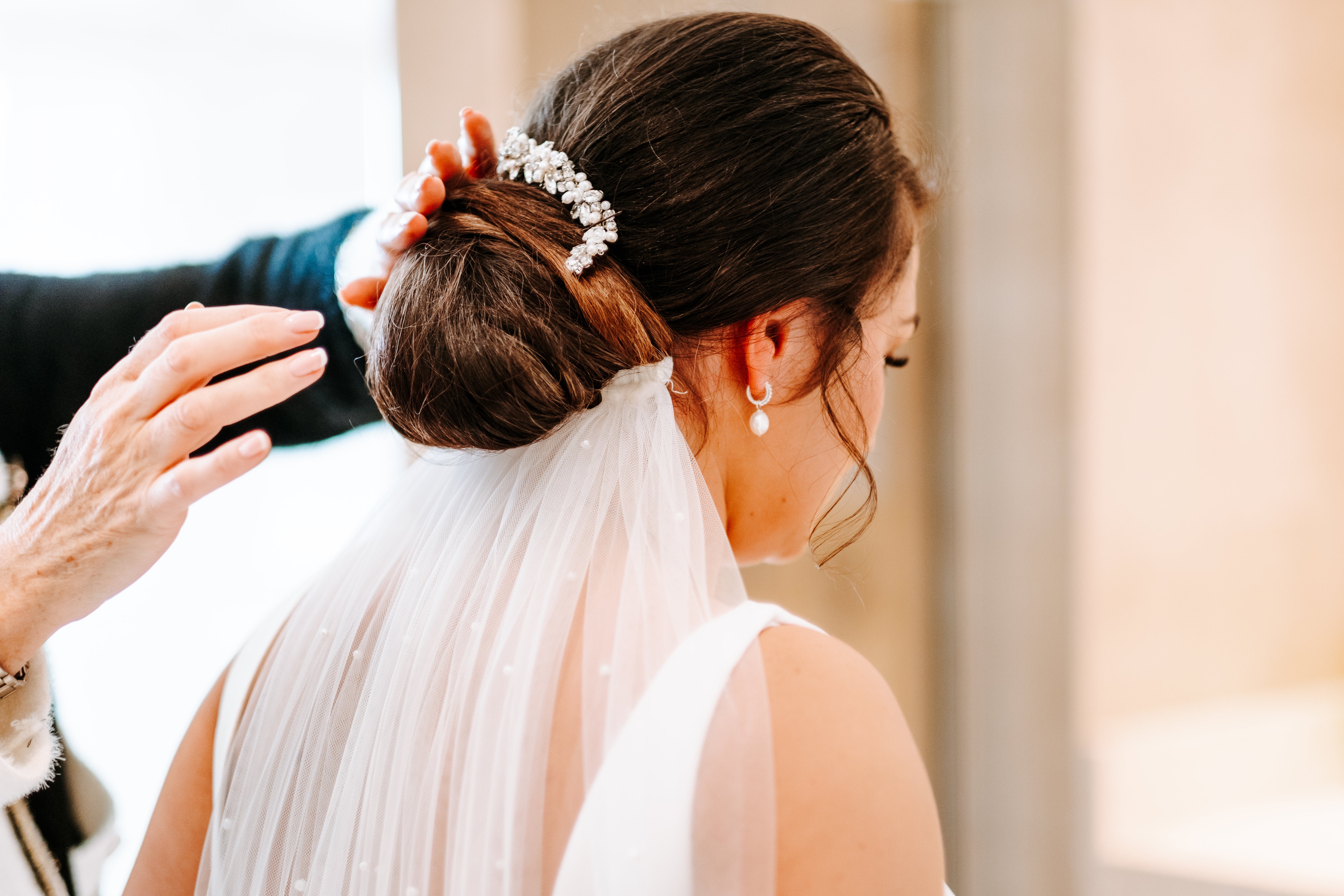 Long Freshwater Pearl Bridal Comb