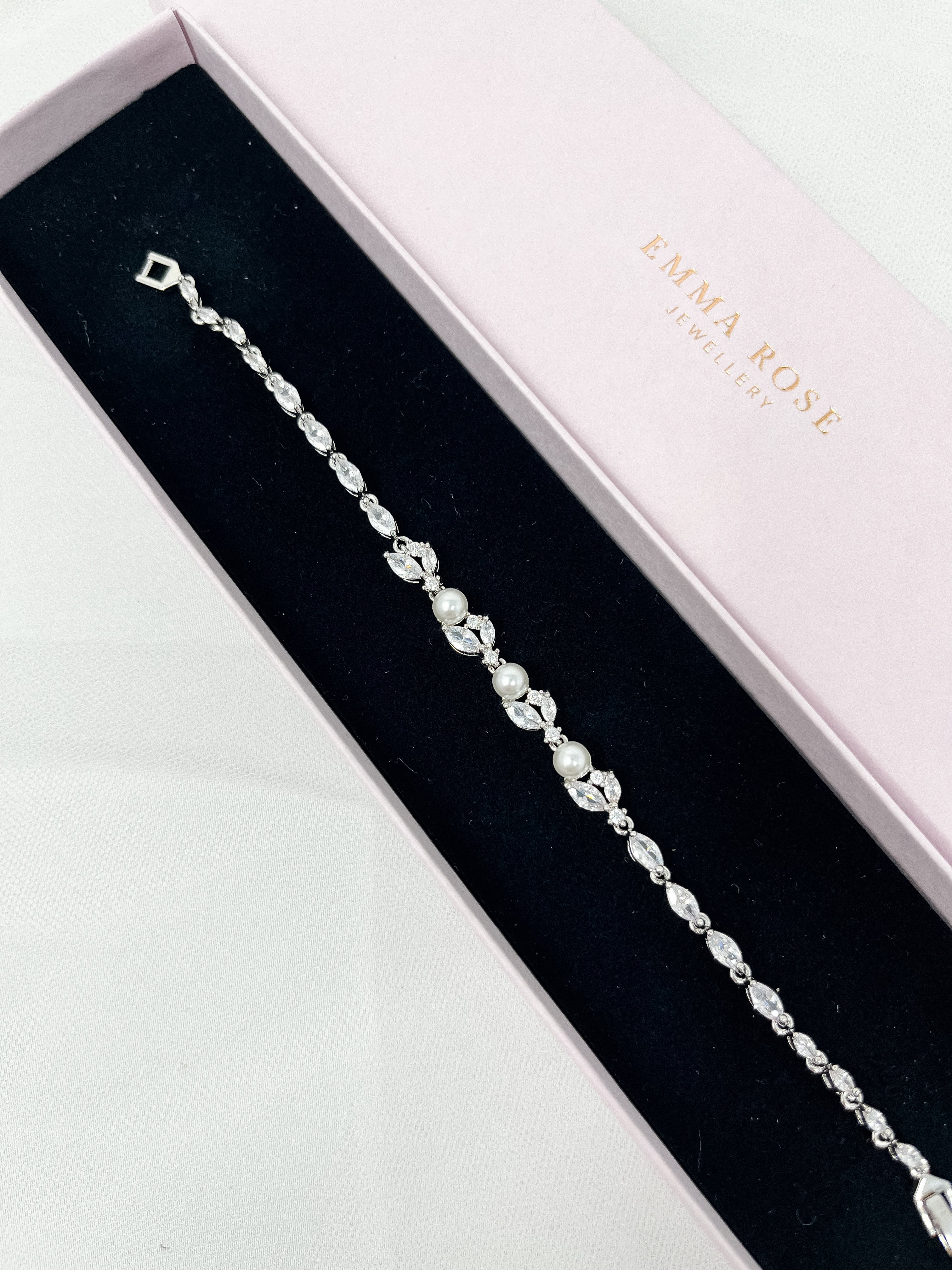 Statement Pearl Bridal Jewellery Set
