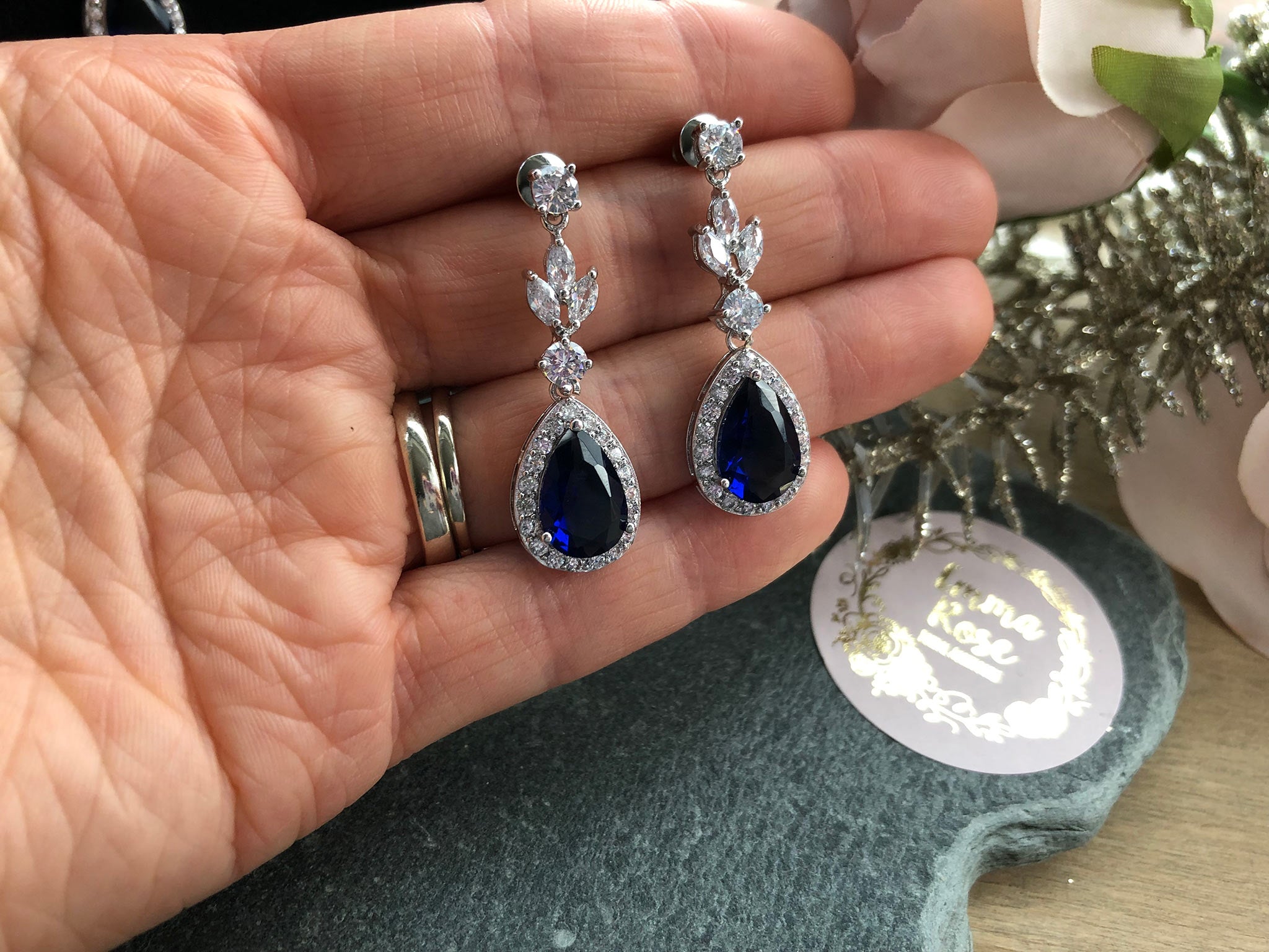 Sparkly Blue Cubic Zirconia Teardrop Necklace and Earring Set