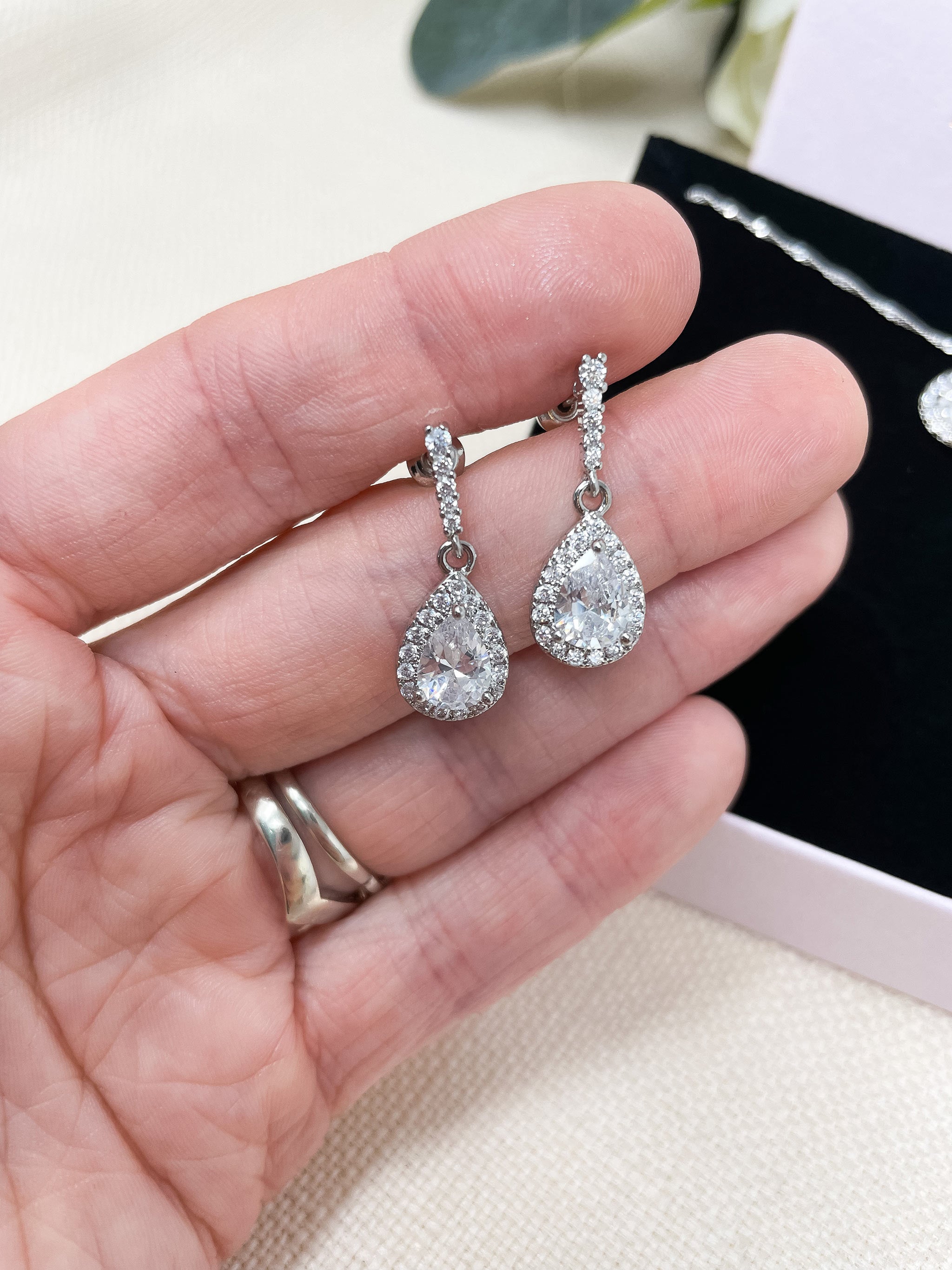 Crystal Teardrop Bridal Jewellery Set