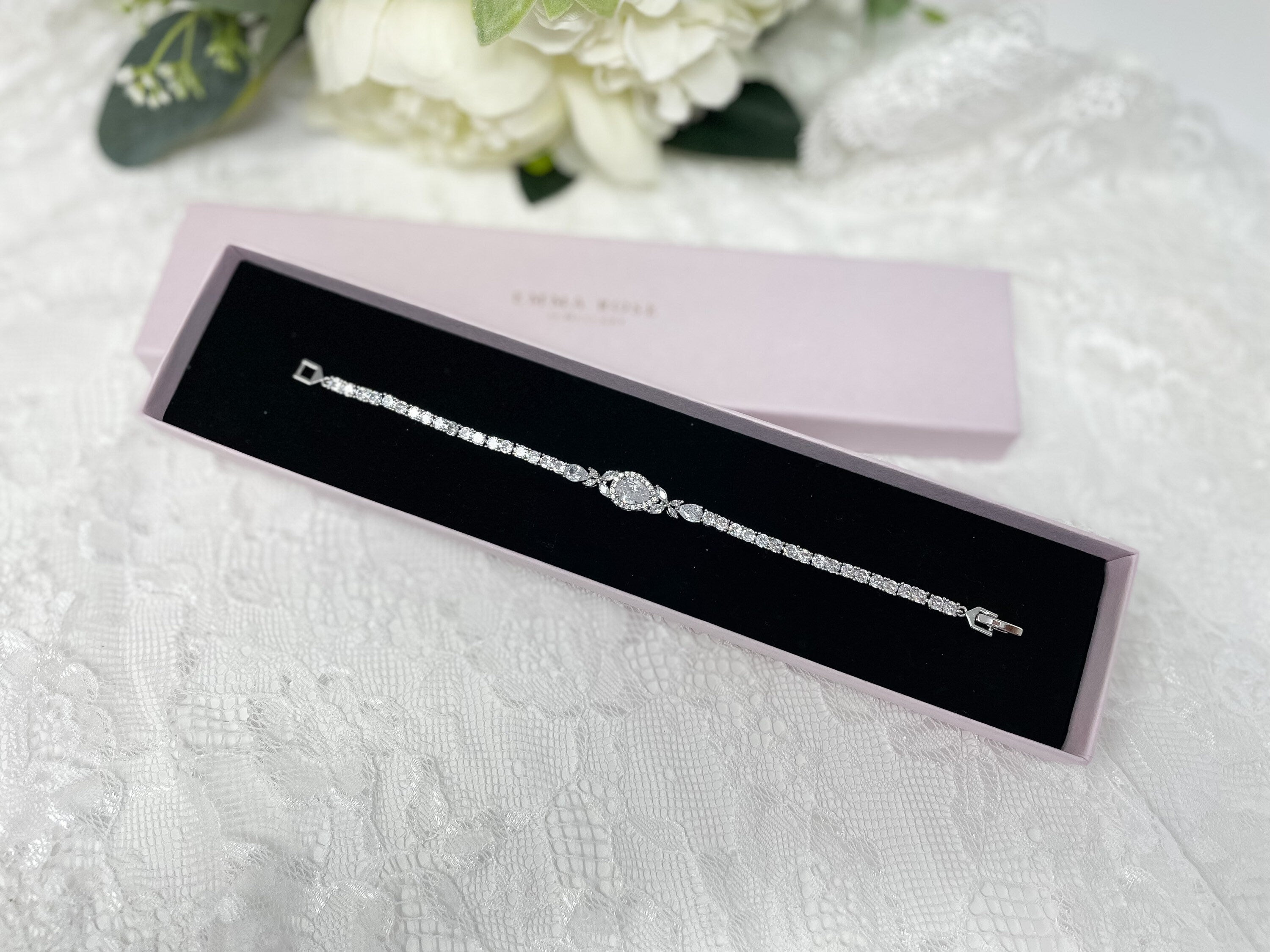 Sparkly Bridal Bracelet - Wedding Bracelet - Bride Jewellery - Silver Teardrop Tennis Bracelet - Gift - Bridesmaids