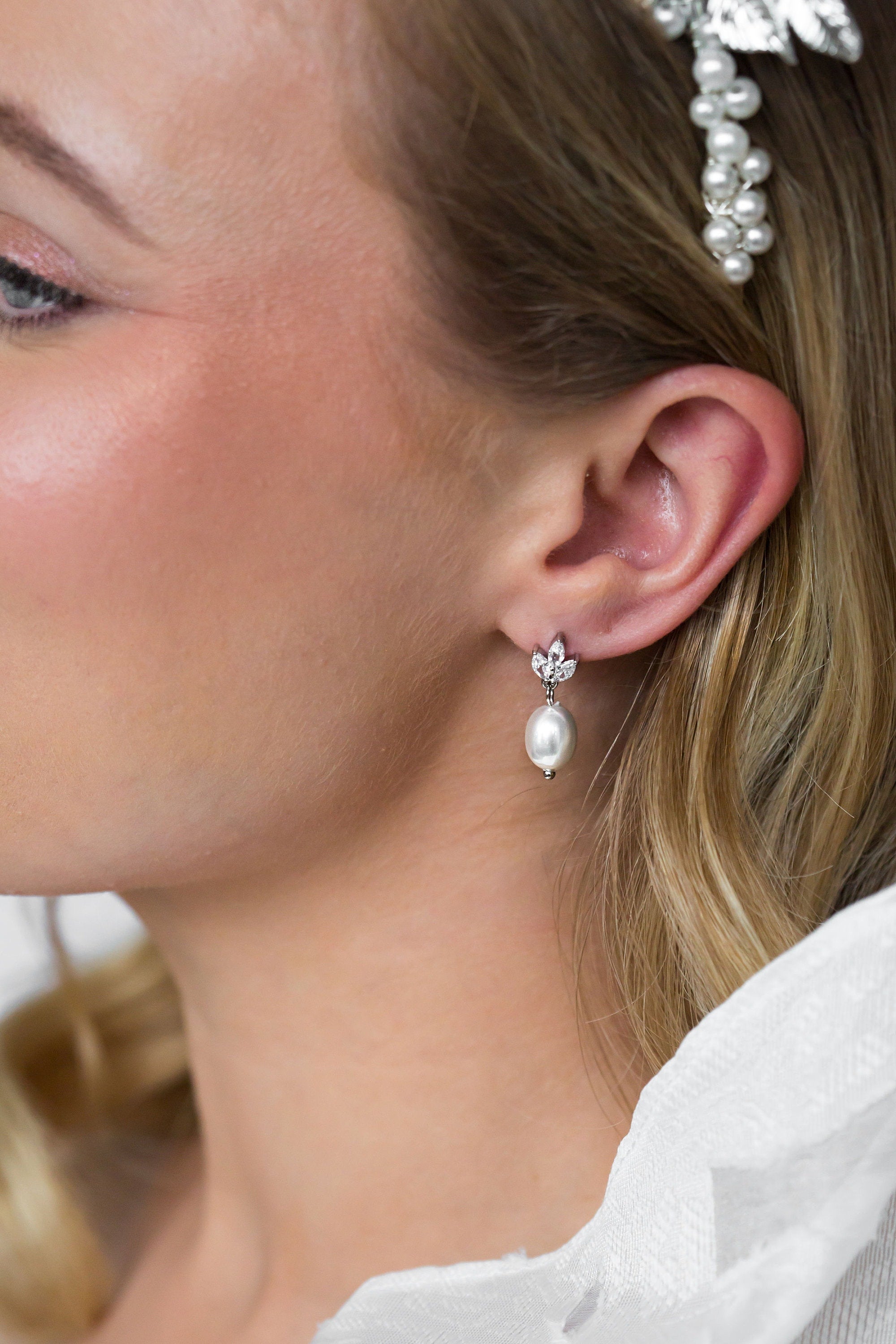 Small Pearl drop Earring | Leafy Cubic Zirconia Bridal Earring | Wedding Earrings | Teardrop Pearl Earring | Wedding Jewellery
