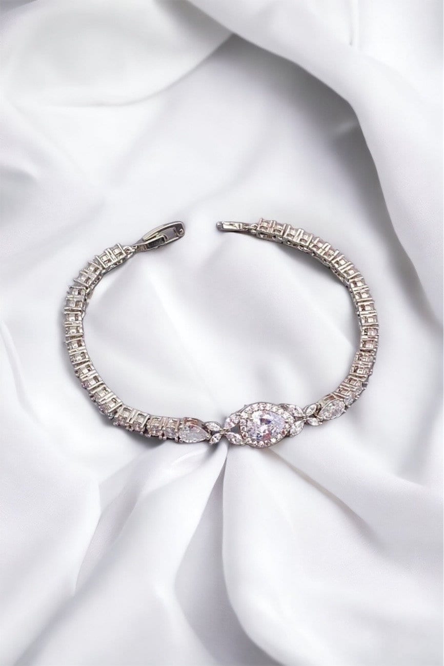 Sparkly Bridal Bracelet - Wedding Bracelet - Bride Jewellery - Silver Teardrop Tennis Bracelet - Gift - Bridesmaids