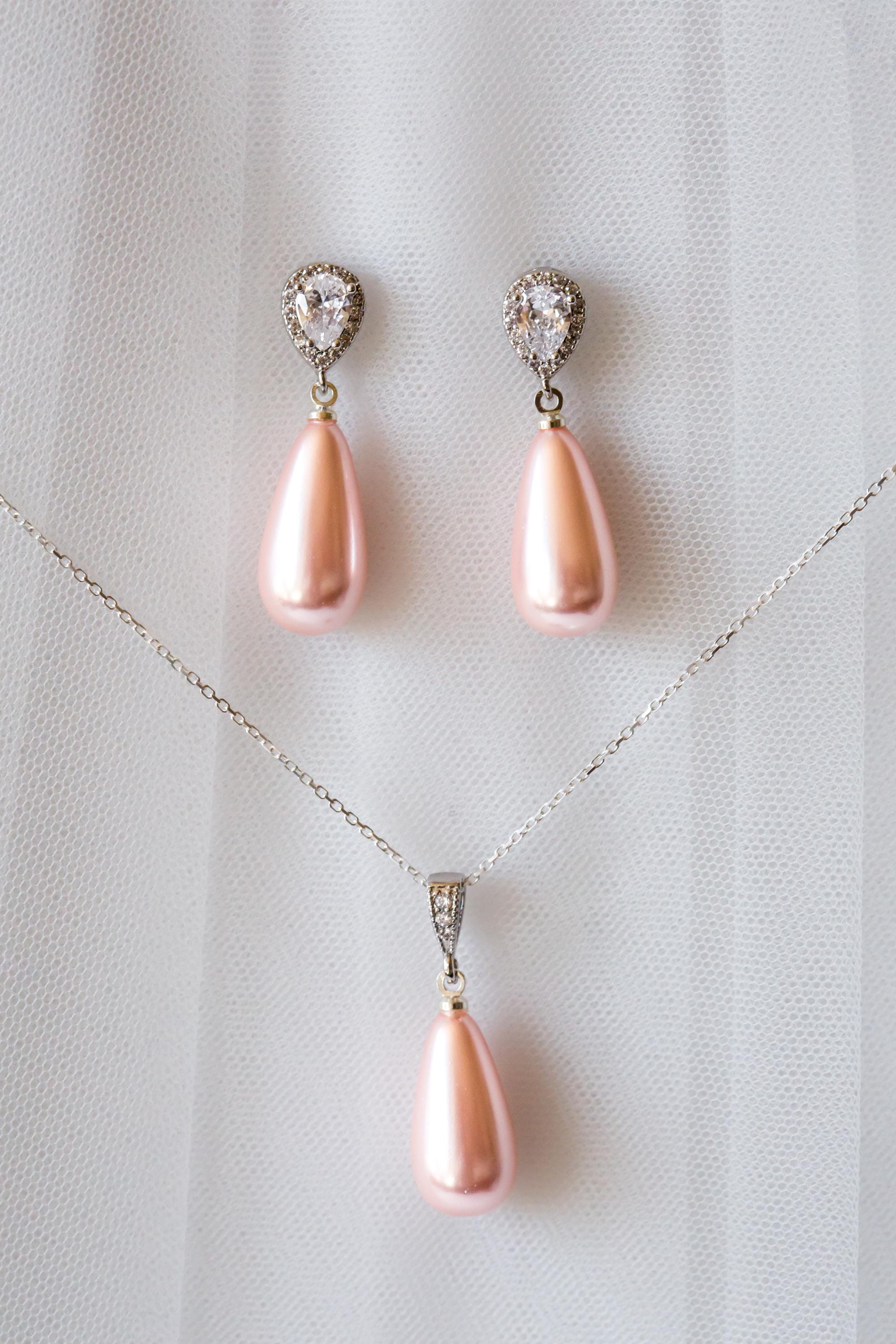 Light Pink Pearl Drop Earrings - Wedding Earrings - Bridal Earrings - Teardrop Pearl Earrings - Wedding Jewellery - Baby Pink - Birthday