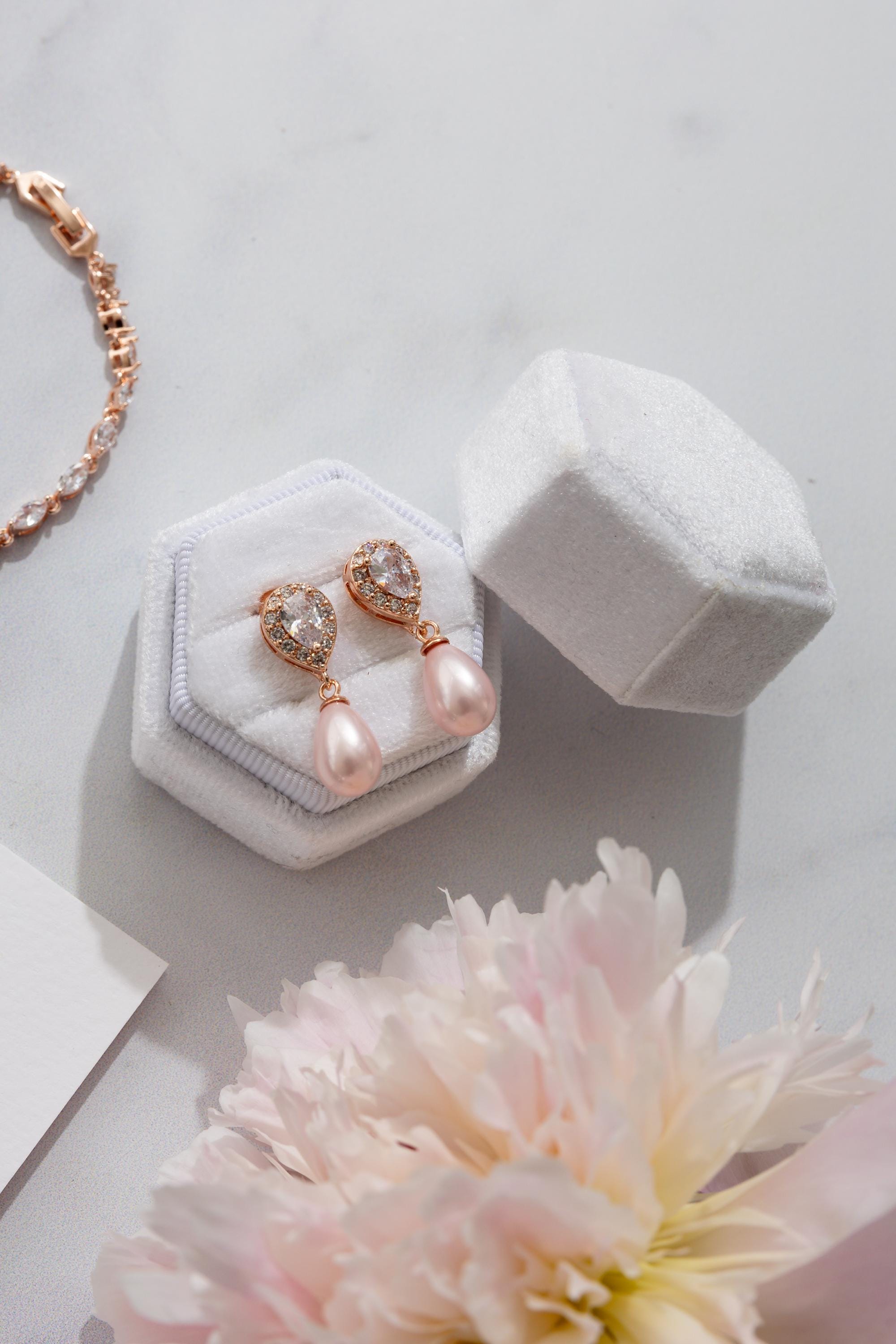 Light Pink Pearl Drop Jewellery Set - Wedding Earrings - Bridal Earrings - Teardrop Pearl Earrings - Bridesmaid Jewellery
