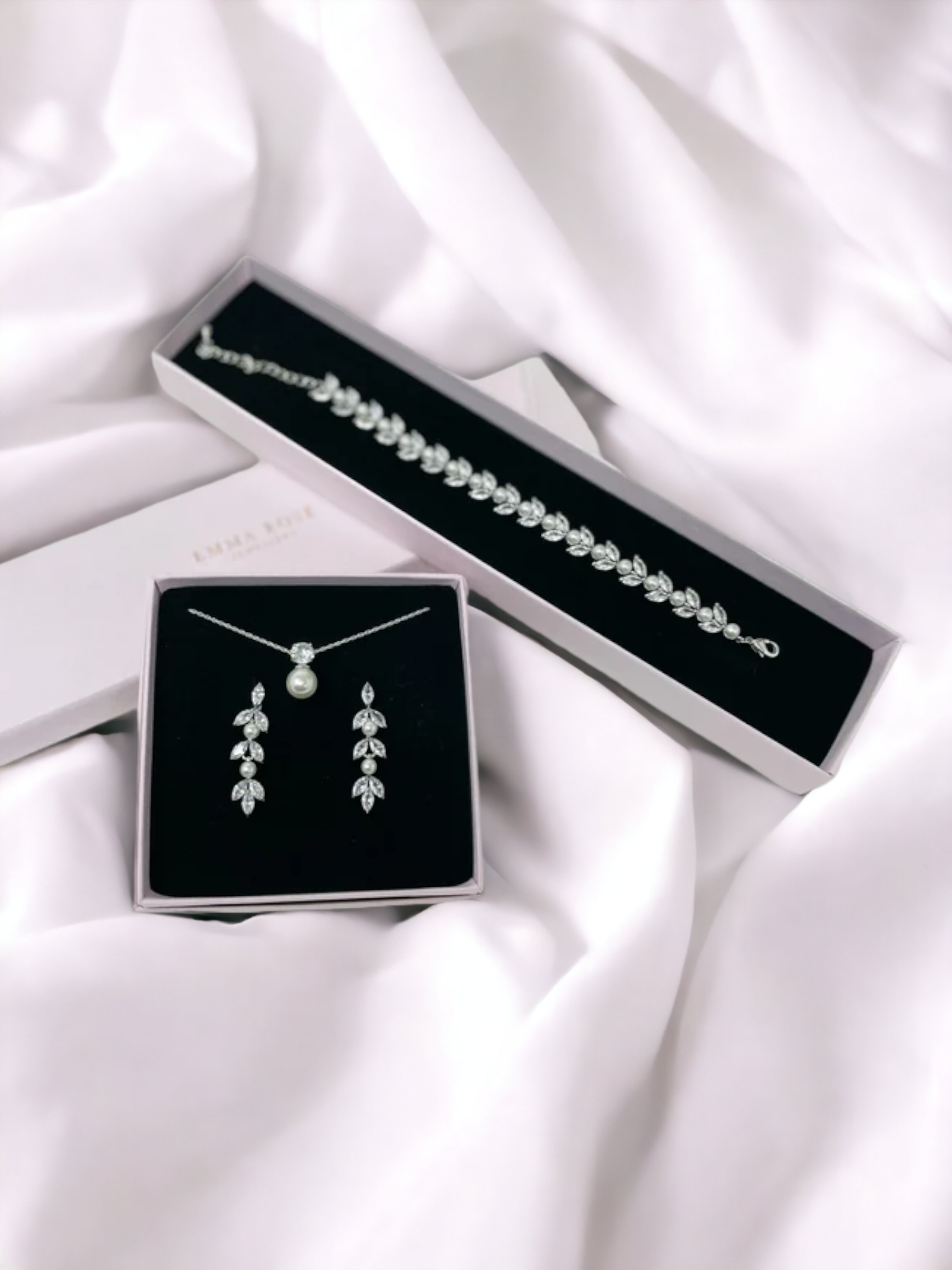 Cubic Zirconia Pearl Bridal Jewellery Set