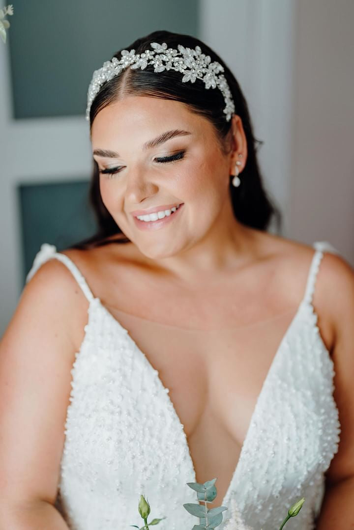 A Bride’s Crown: Statement Bridal Headband