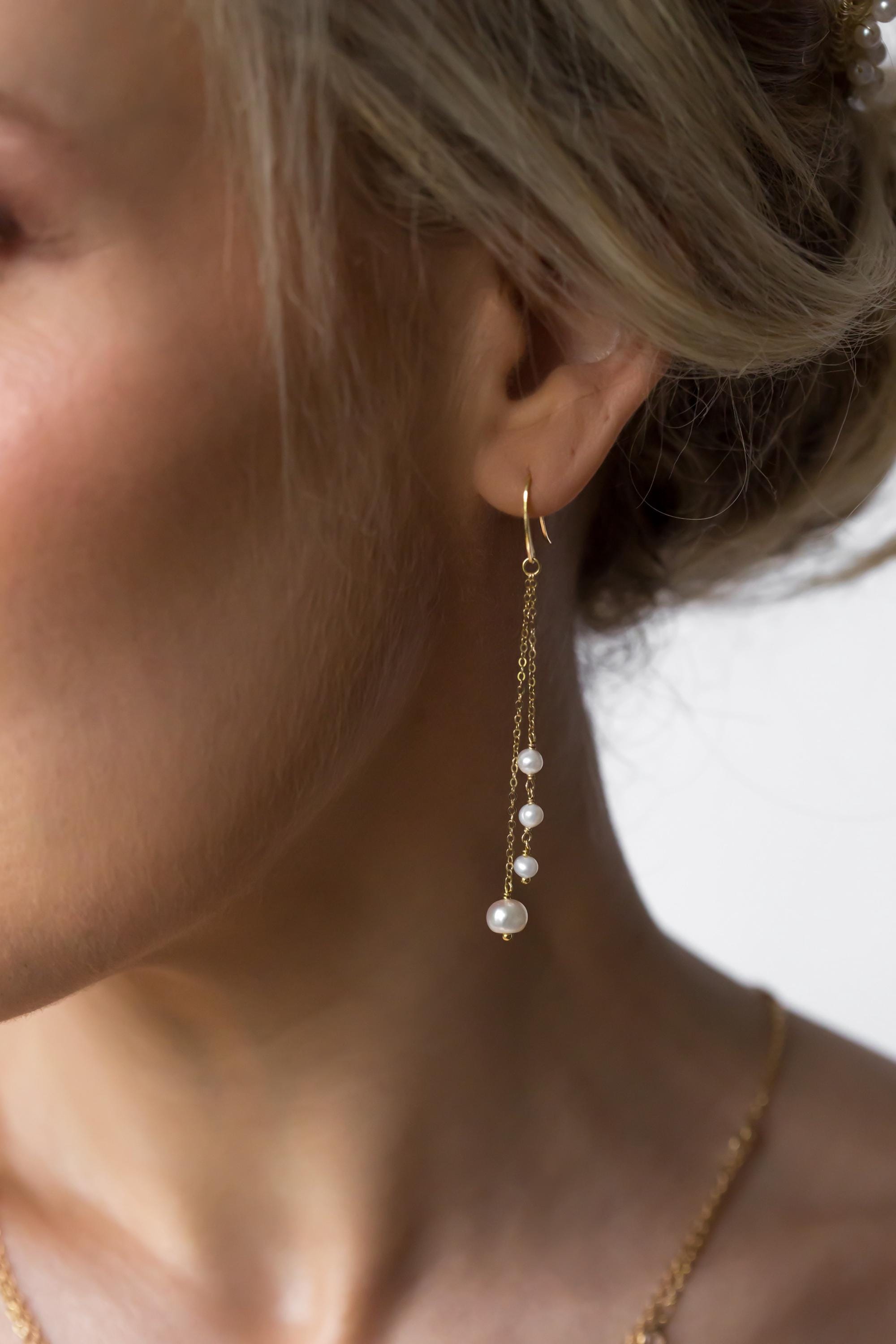 pearl drop bridal earrings in gold 